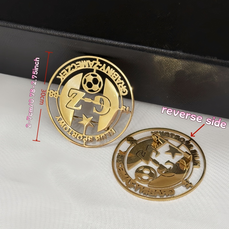 Broche con logotipo personaliz - Women Accessories Logo reseña y precio